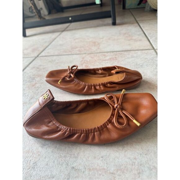 Tory Burch Women’s Brown Leather Square Toe Ballet Flats - Picture 2 of 6